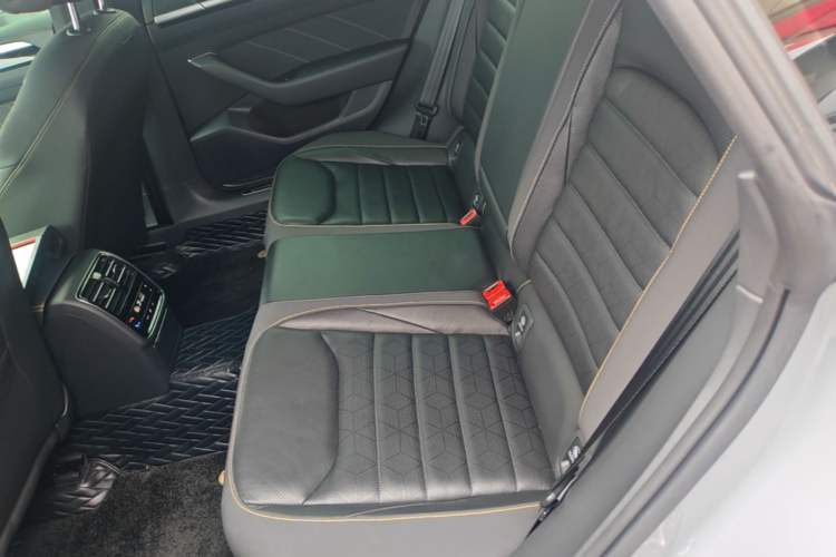 Used Volkswagen FAW-Volkswagen CC 2024 380TSI Striking All-Encompassing Edition Left Rear Seat