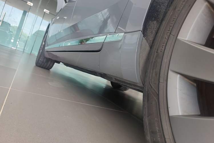 Used Volkswagen FAW-Volkswagen CC 2024 380TSI Striking Edition Left Side Sill