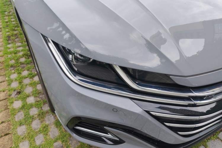 Used Volkswagen FAW-Volkswagen CC 2024 380TSI Striking All-Encompassing Edition Right Front Headlight