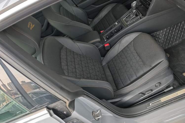 Used Volkswagen FAW-Volkswagen CC 2024 380TSI Striking All-Encompassing Edition Right Front Seat