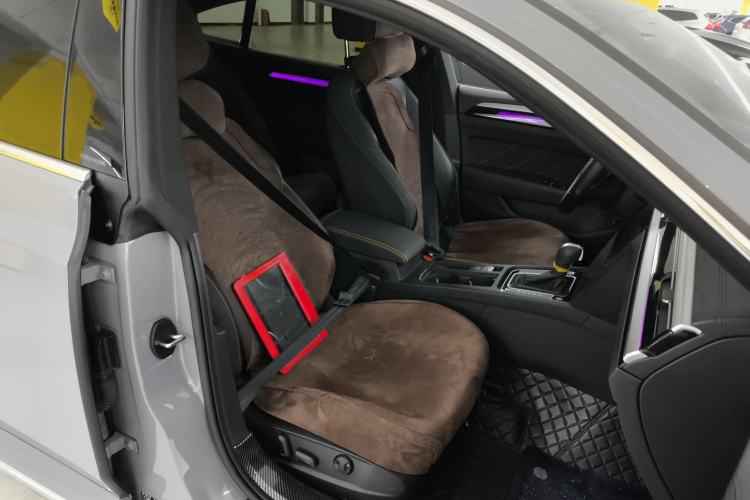 Used Volkswagen FAW-Volkswagen CC 2024 380TSI Striking Edition Right Front Seat