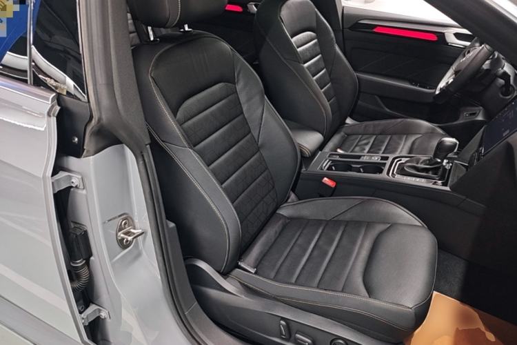 Used Volkswagen FAW-Volkswagen CC 2024 380TSI Striking All-Encompassing Edition Right Front Seat