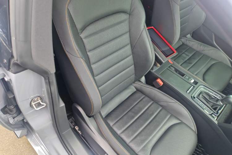 Used Volkswagen FAW-Volkswagen CC 2024 380TSI Striking All-Encompassing Edition Right Front Seat