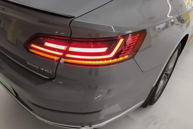 Used Volkswagen FAW-Volkswagen CC 2024 380TSI Striking Edition Right Rear Taillight