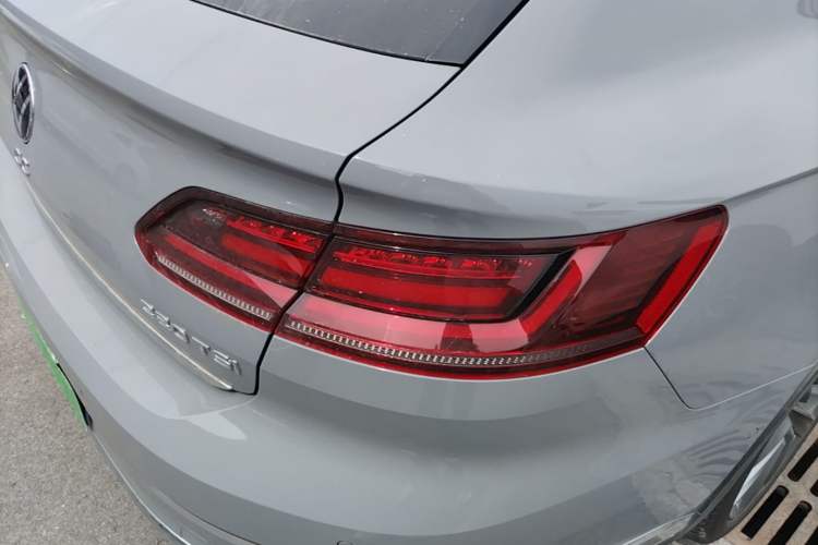 Used Volkswagen FAW-Volkswagen CC 2024 Estate Car 380TSI Hunter's Heart Edition Right Rear Taillight