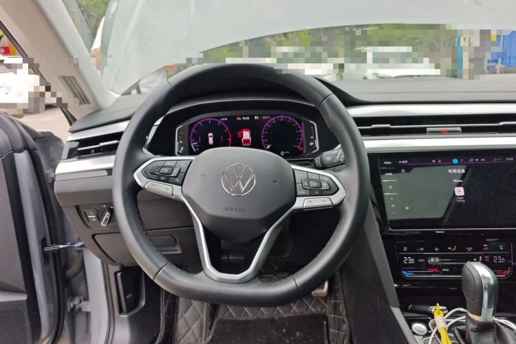 Used Volkswagen FAW-Volkswagen CC 2024 Estate Car 380TSI Hunter's Heart Edition Steering Wheel
