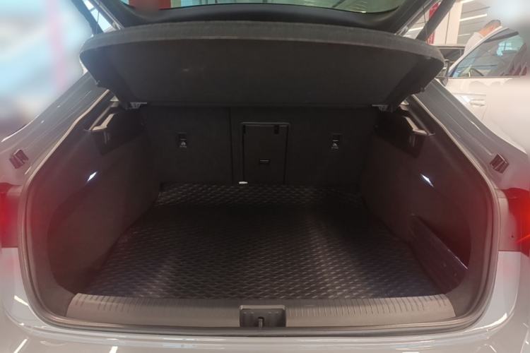 Used Volkswagen FAW-Volkswagen CC 2024 380TSI Striking All-Encompassing Edition Trunk