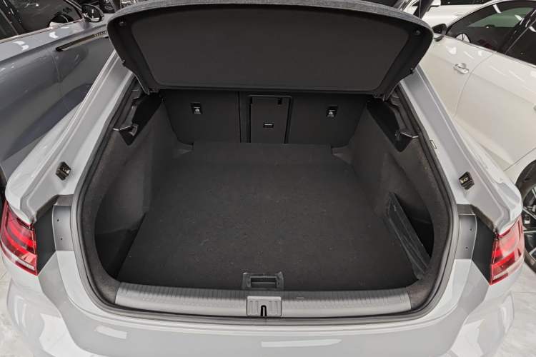 Used Volkswagen FAW-Volkswagen CC 2024 380TSI Striking Edition Trunk