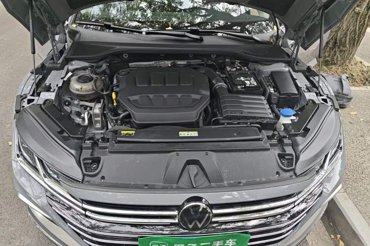 Used Volkswagen FAW-Volkswagen CC 2024 Estate Car 380TSI Hunter's Heart All-Encompassing Edition Engine Bay