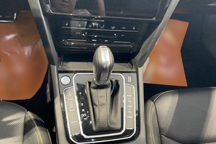 Used Volkswagen FAW-Volkswagen CC 2024 380TSI Striking Edition Interior 2