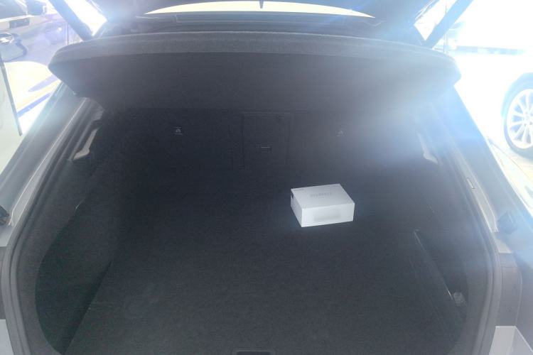 Used Volkswagen FAW-Volkswagen CC 2024 380TSI Striking All-Encompassing Edition Trunk