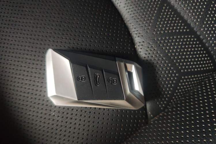 Used Volkswagen FAW-Volkswagen CC 2024 Estate Car 380TSI Hunter's Heart All-Encompassing Edition Vehicle Key