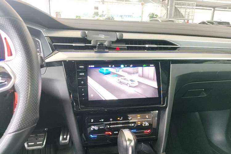 Used Volkswagen FAW-Volkswagen CC 2024 380TSI Striking Edition Audio And AC Panel