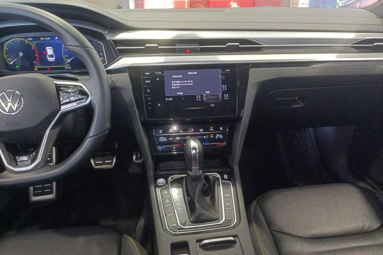 Used Volkswagen FAW-Volkswagen CC 2024 380TSI Striking Edition Audio And AC Panel
