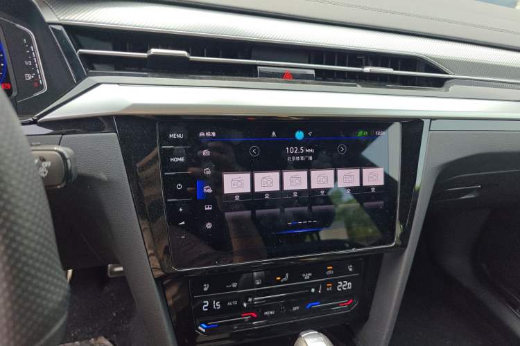 Used Volkswagen FAW-Volkswagen CC 2024 380TSI Striking Edition Audio And AC Panel