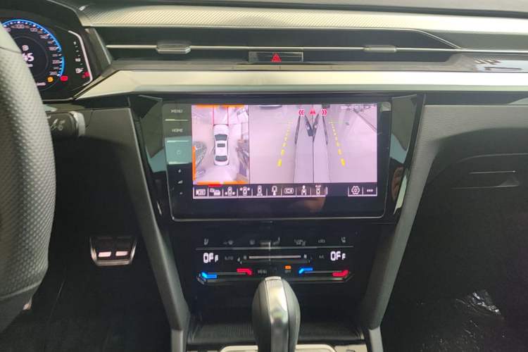 Used Volkswagen FAW-Volkswagen CC 2024 380TSI Striking Edition Audio And AC Panel