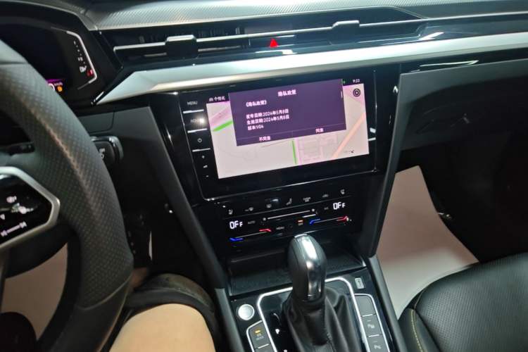 Used Volkswagen FAW-Volkswagen CC 2024 380TSI Striking Edition Audio And AC Panel