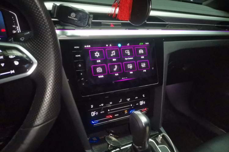 Used Volkswagen FAW-Volkswagen CC 2024 380TSI Striking Edition Audio And AC Panel