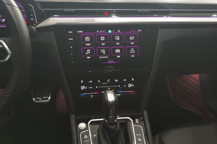 Used Volkswagen FAW-Volkswagen CC 2024 380TSI Striking Edition Audio And AC Panel