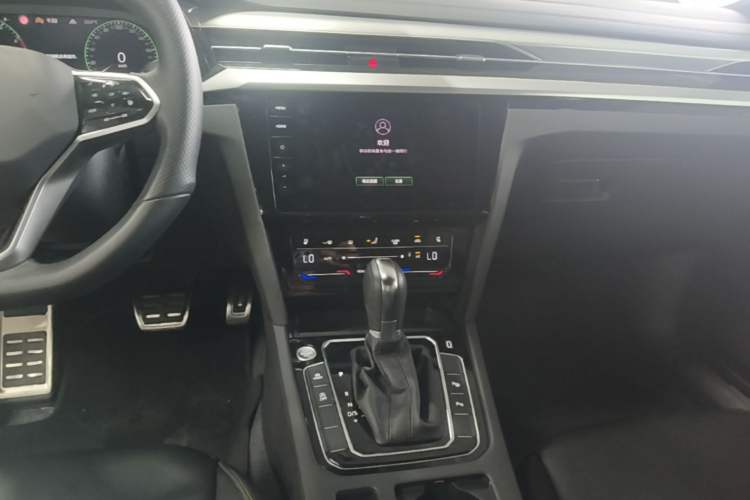 Used Volkswagen FAW-Volkswagen CC 2024 380TSI Striking Edition Audio And AC Panel