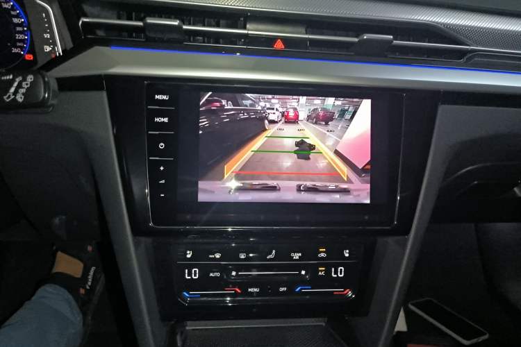 Used Volkswagen FAW-Volkswagen CC 2024 Estate Car 380TSI Hunter's Heart Edition Audio And AC Panel