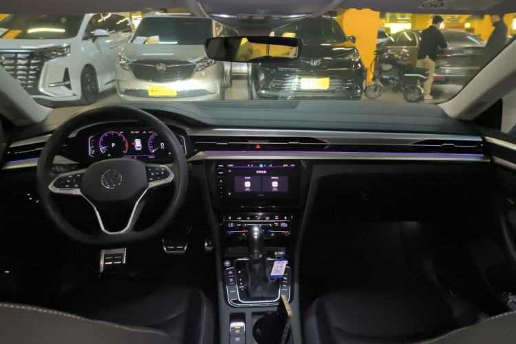 Used Volkswagen FAW-Volkswagen CC 2024 Estate Car 380TSI Hunter's Heart Edition Center Console