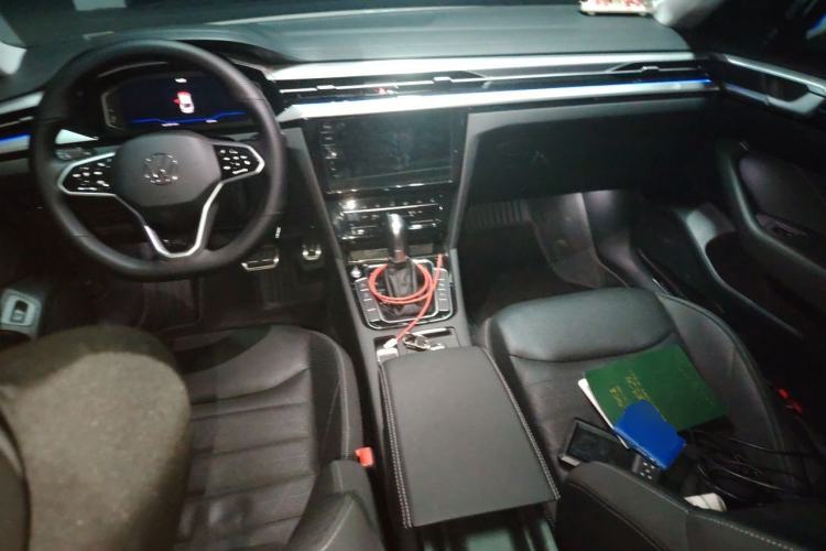 Used Volkswagen FAW-Volkswagen CC 2024 380TSI Striking All-Encompassing Edition Center Console