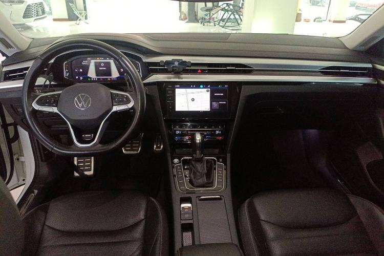 Used Volkswagen FAW-Volkswagen CC 2024 Estate Car 380TSI Hunter's Heart Edition Center Console