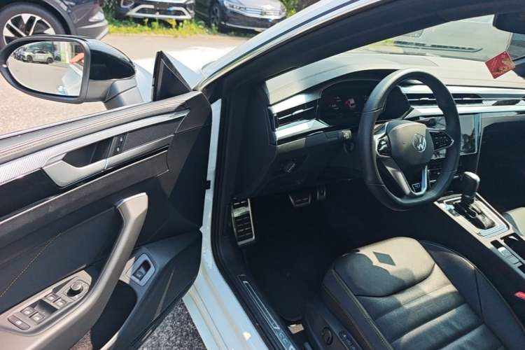 Used Volkswagen FAW-Volkswagen CC 2024 380TSI Striking Edition Driver Seat