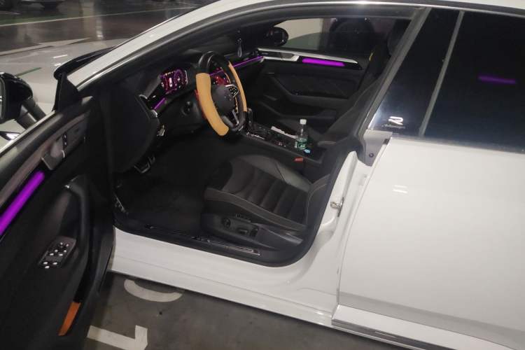 Used Volkswagen FAW-Volkswagen CC 2024 380TSI Striking Edition Driver Seat