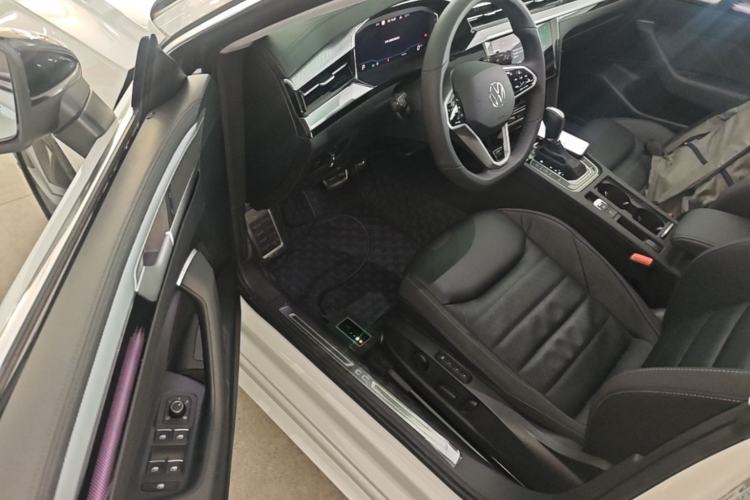 Used Volkswagen FAW-Volkswagen CC 2024 380TSI Striking All-Encompassing Edition Driver Seat
