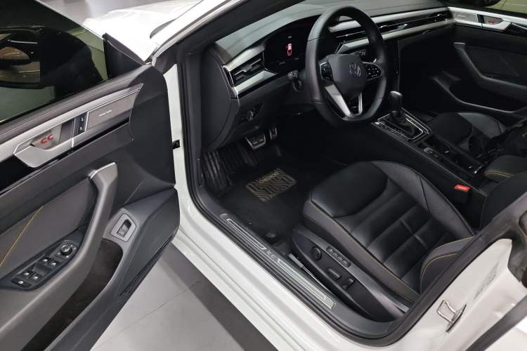 Used Volkswagen FAW-Volkswagen CC 2024 380TSI Striking Edition Driver Seat