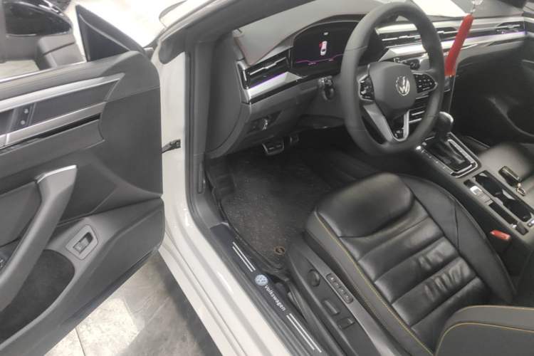 Used Volkswagen FAW-Volkswagen CC 2024 380TSI Striking Edition Driver Seat