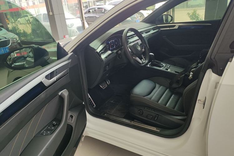 Used Volkswagen FAW-Volkswagen CC 2024 380TSI Striking Edition Driver Seat