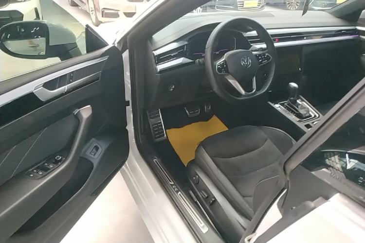 Used Volkswagen FAW-Volkswagen CC 2024 330TSI Spectacular All-inclusive Model Driver Seat