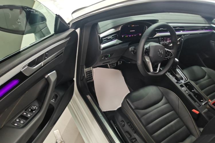 Used Volkswagen FAW-Volkswagen CC 2024 380TSI Striking Edition Driver Seat