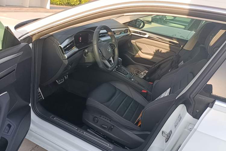 Used Volkswagen FAW-Volkswagen CC 2024 380TSI Striking All-Encompassing Edition Driver Seat