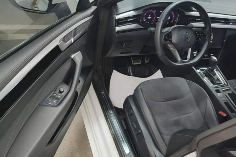 Used Volkswagen FAW-Volkswagen CC 2024 330TSI Ignite Edition Driver Seat