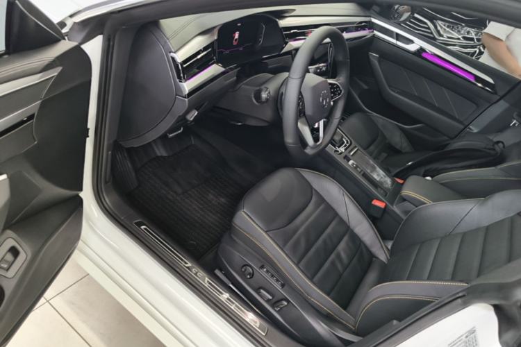Used Volkswagen FAW-Volkswagen CC 2024 380TSI Striking All-Encompassing Edition Driver Seat