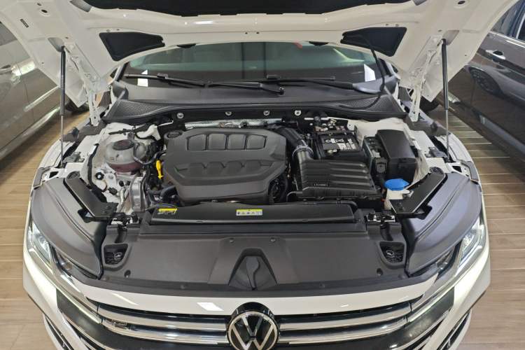 Used Volkswagen FAW-Volkswagen CC 2024 380TSI Striking All-Encompassing Edition Engine Bay