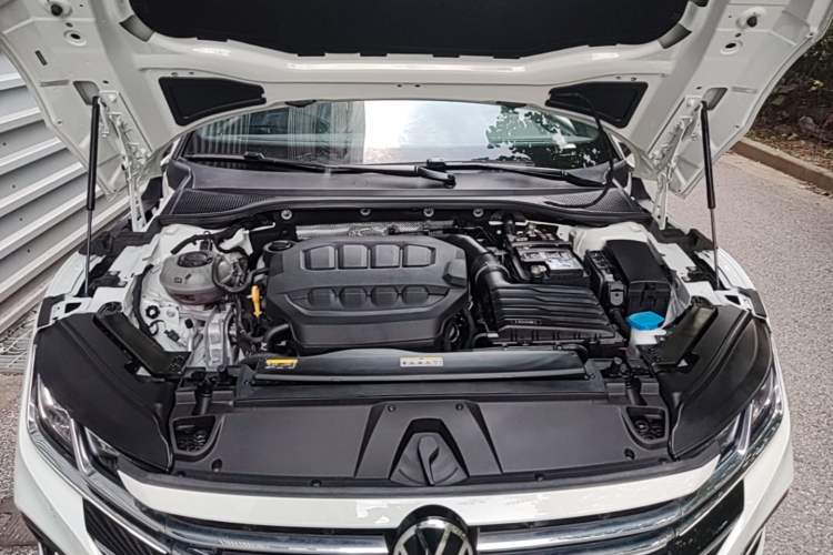 Used Volkswagen FAW-Volkswagen CC 2024 380TSI Striking Edition Engine Bay
