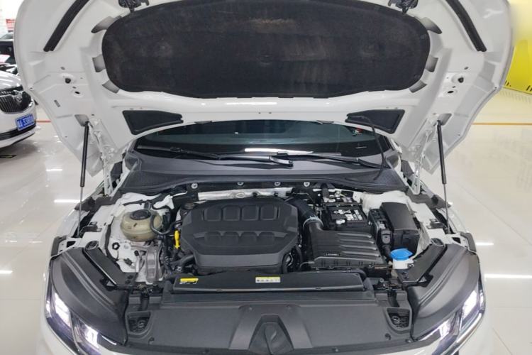 Used Volkswagen FAW-Volkswagen CC 2024 380TSI Striking Edition Engine Bay
