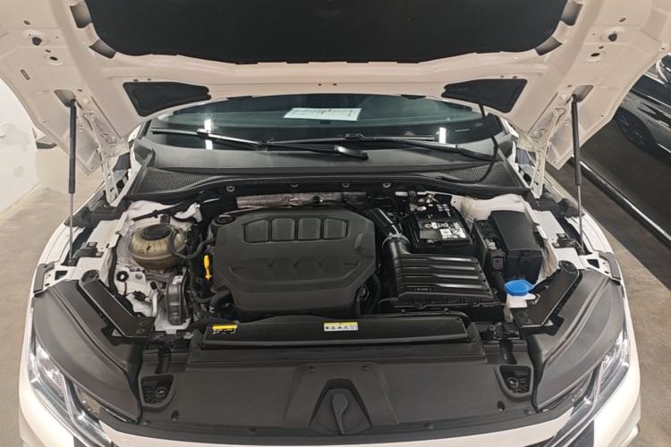 Used Volkswagen FAW-Volkswagen CC 2024 Estate Car 380TSI Hunter's Heart Edition Engine Bay