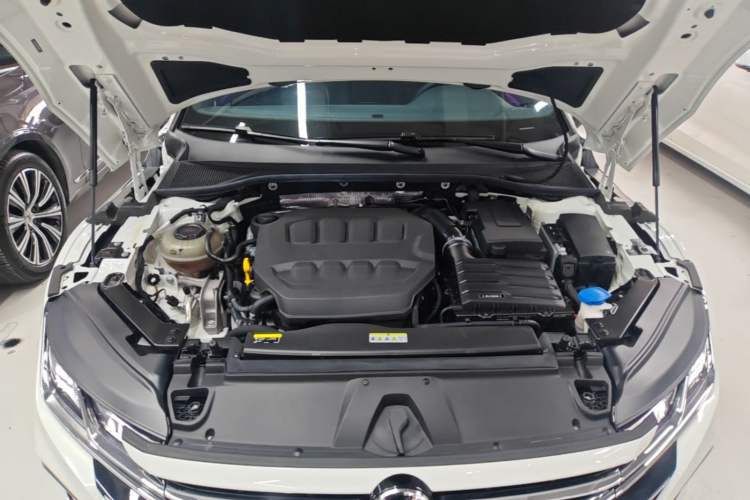 Used Volkswagen FAW-Volkswagen CC 2024 380TSI Striking Edition Engine Bay