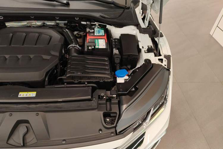 Used Volkswagen FAW-Volkswagen CC 2024 Estate Car 380TSI VarioPak Edition Engine Bay Left