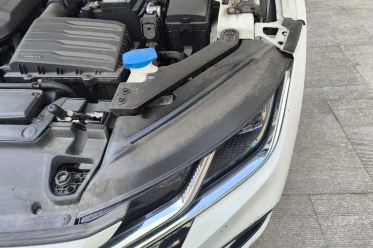 Used Volkswagen FAW-Volkswagen CC 2024 330TSI Spectacular All-inclusive Model Engine Bay Left