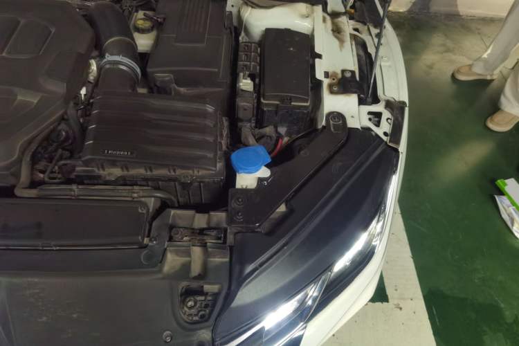 Used Volkswagen FAW-Volkswagen CC 2024 380TSI Striking Edition Engine Bay Left