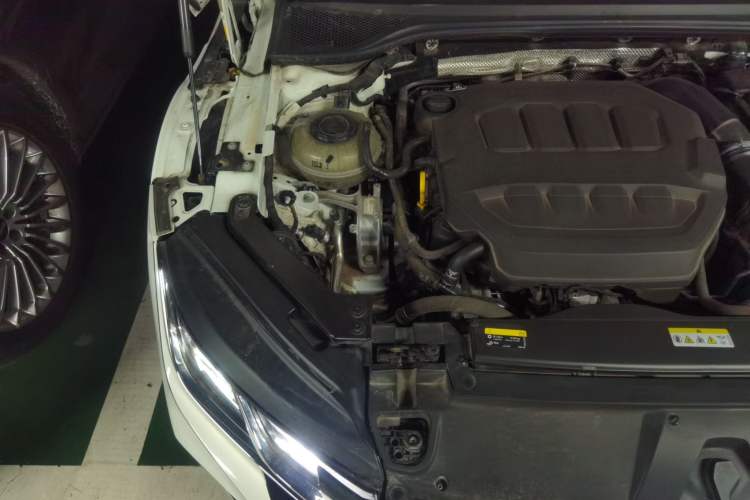 Used Volkswagen FAW-Volkswagen CC 2024 380TSI Striking Edition Engine Bay Right
