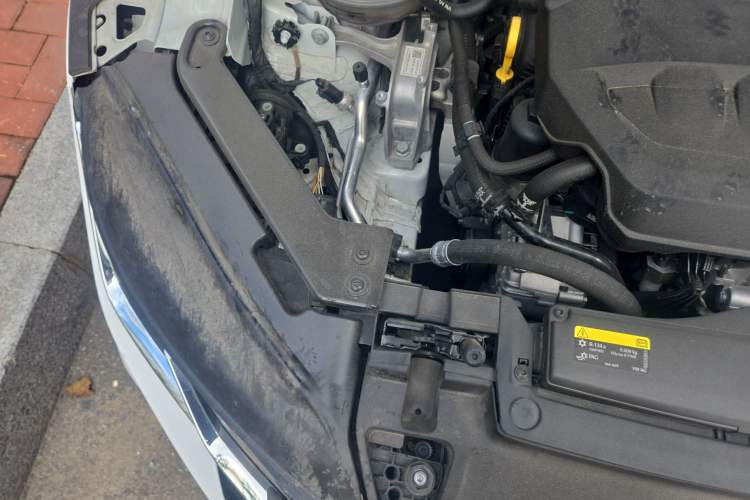 Used Volkswagen FAW-Volkswagen CC 2024 380TSI Striking All-Encompassing Edition Engine Bay Right