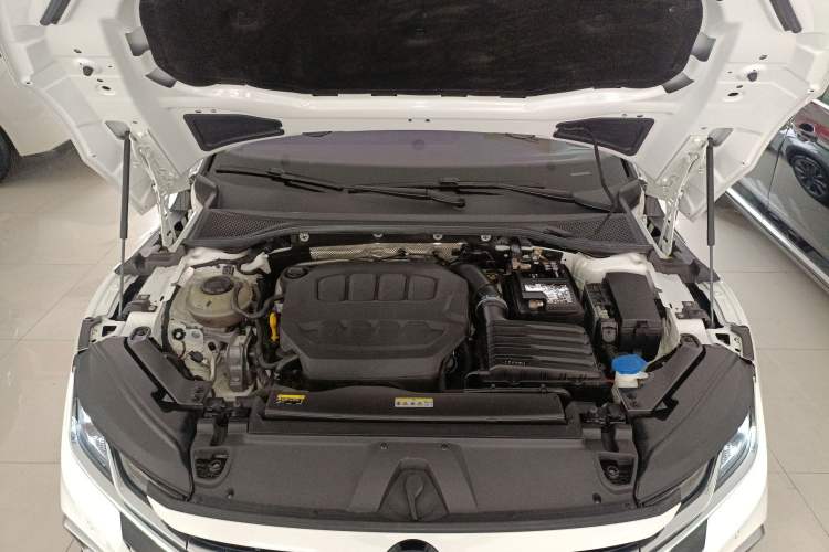 Used Volkswagen FAW-Volkswagen CC 2024 Estate Car 380TSI Hunter's Heart Edition Engine Bay